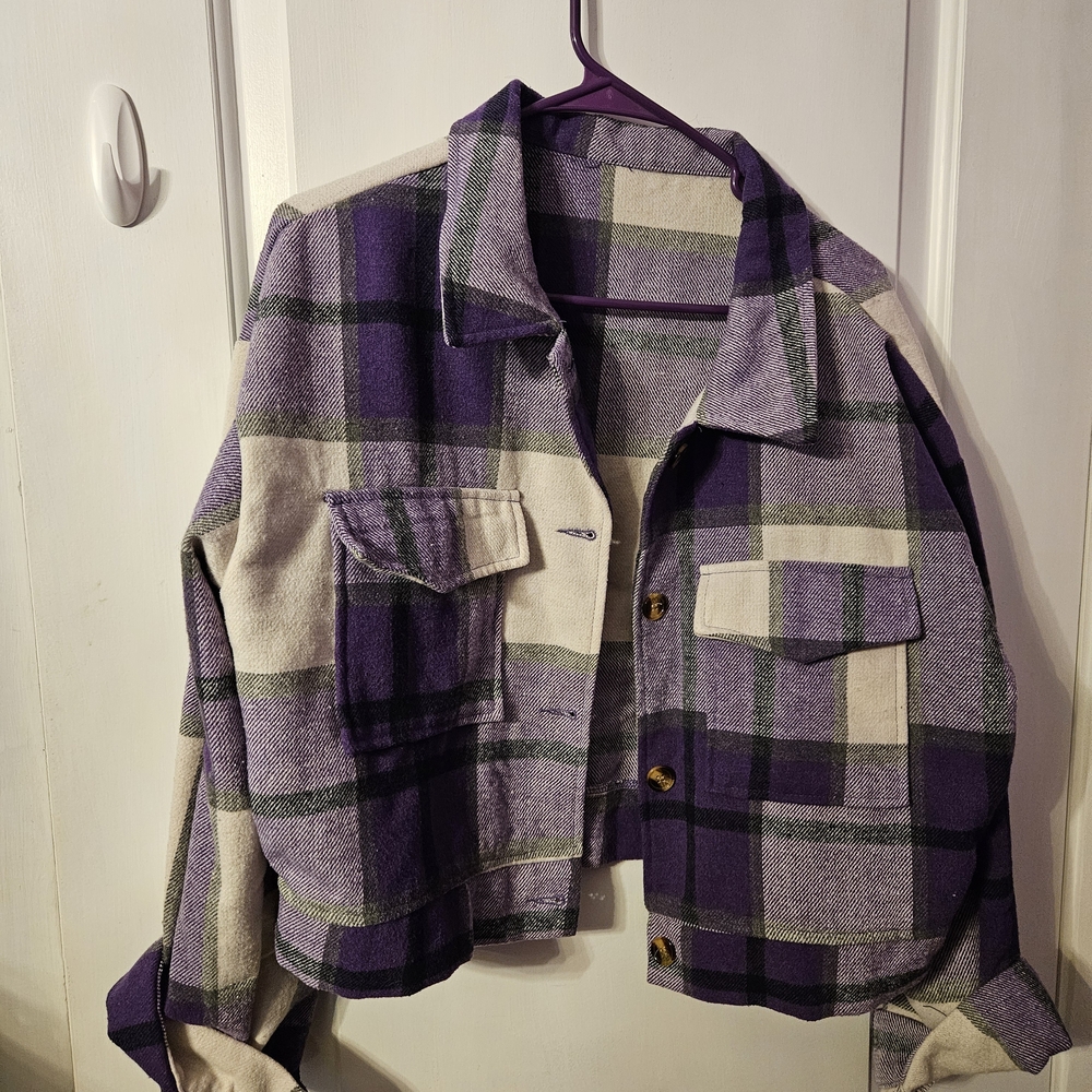 SHEIN Purple Plaid Cropped Button-Up Jacket